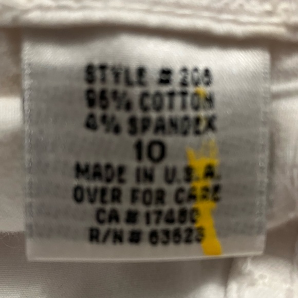 Not Your Daughters Jeans (NYDJ)
Tummy Tuck Denim Jeans - Picture 5 of 6